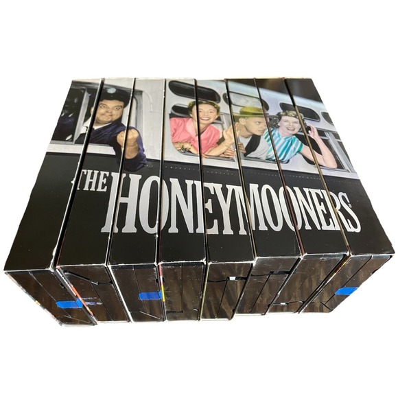 The Honeymooners ~ The Classic 39: Collection VHS, 1996, 8-Tape Set CBS - Picture 2 of 16